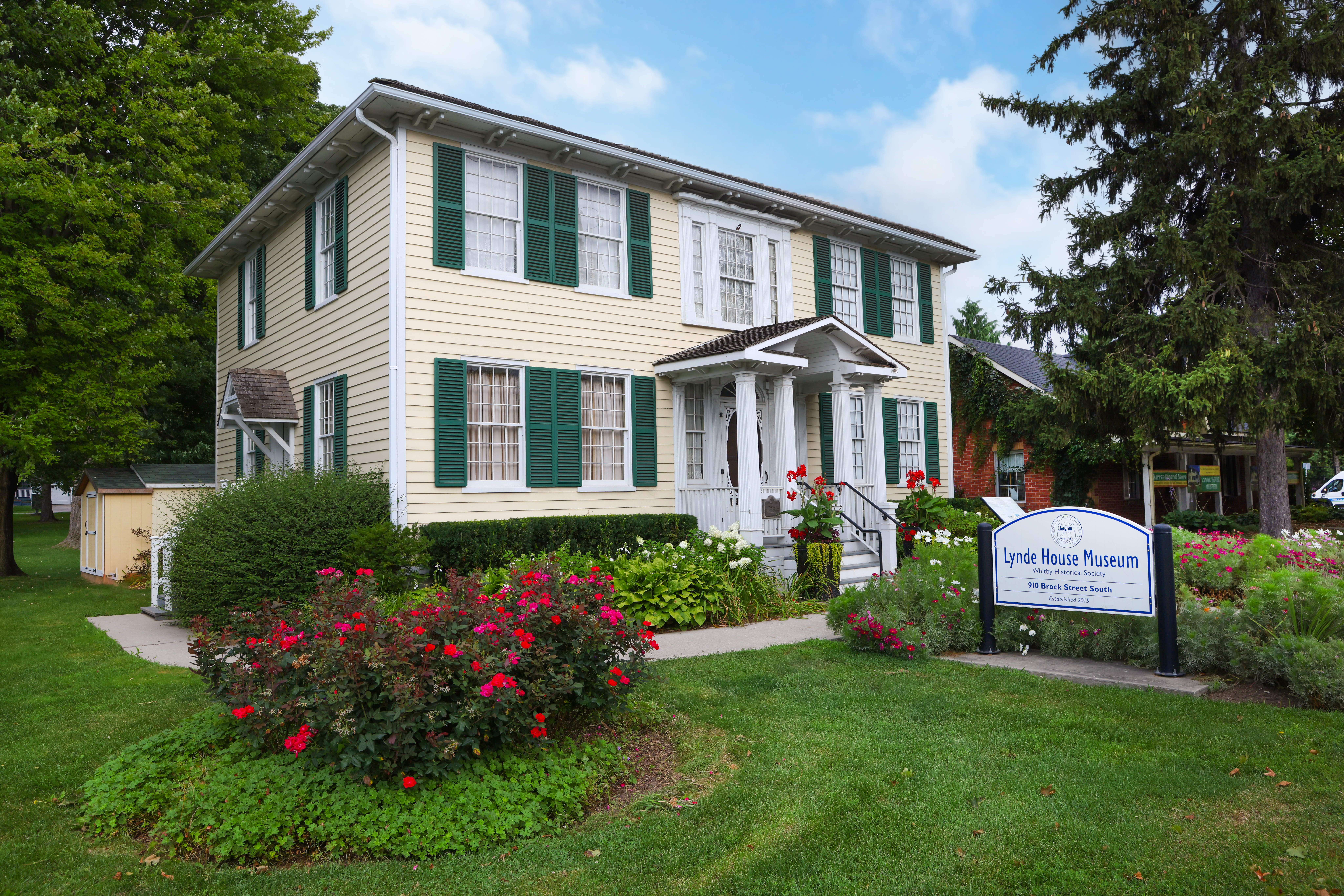 Exterior of Lynde House
