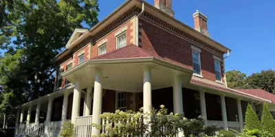 Exterior of Burr Lodge historic building 